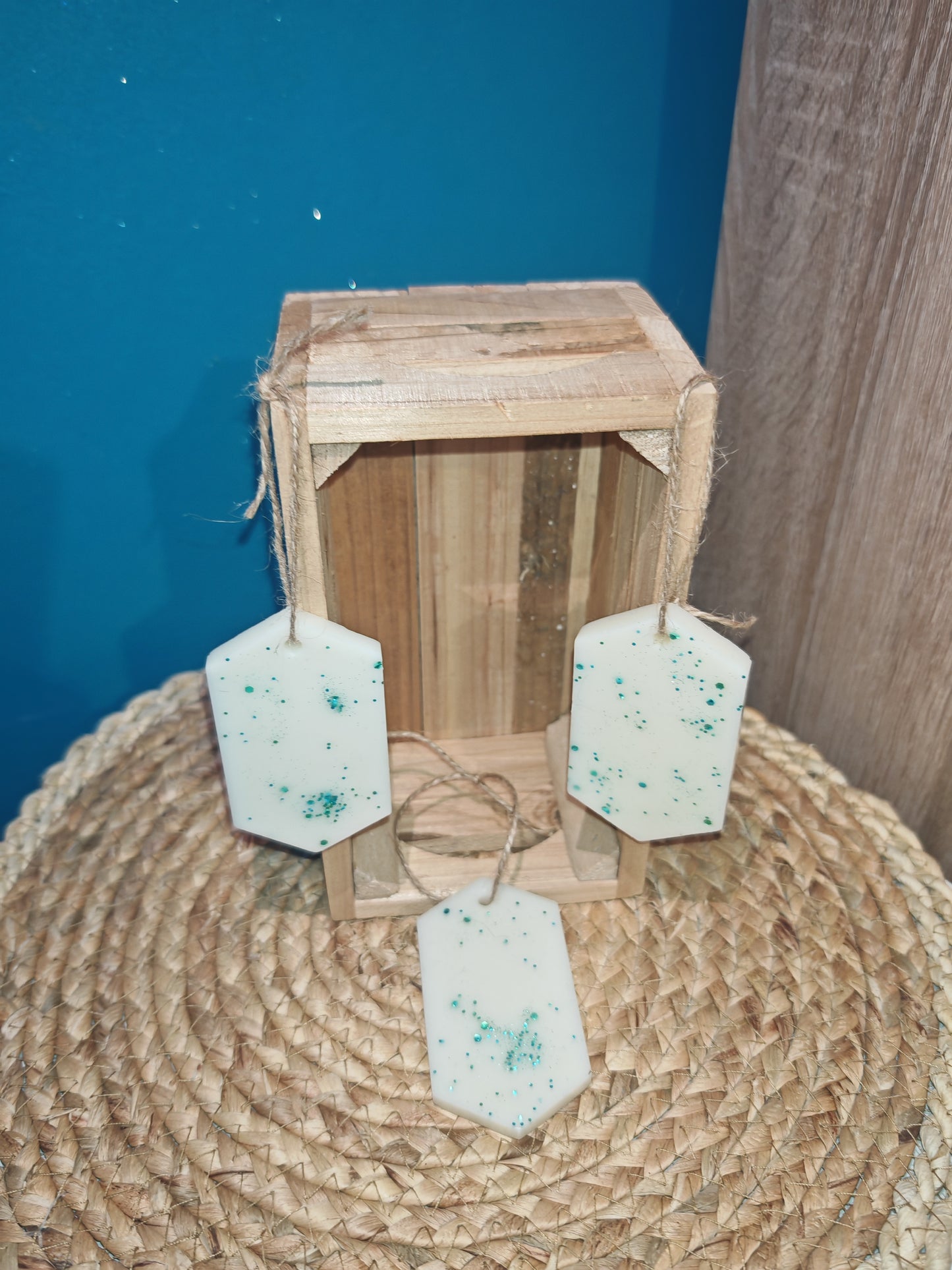 Suspension d'armoire "adoucissant"